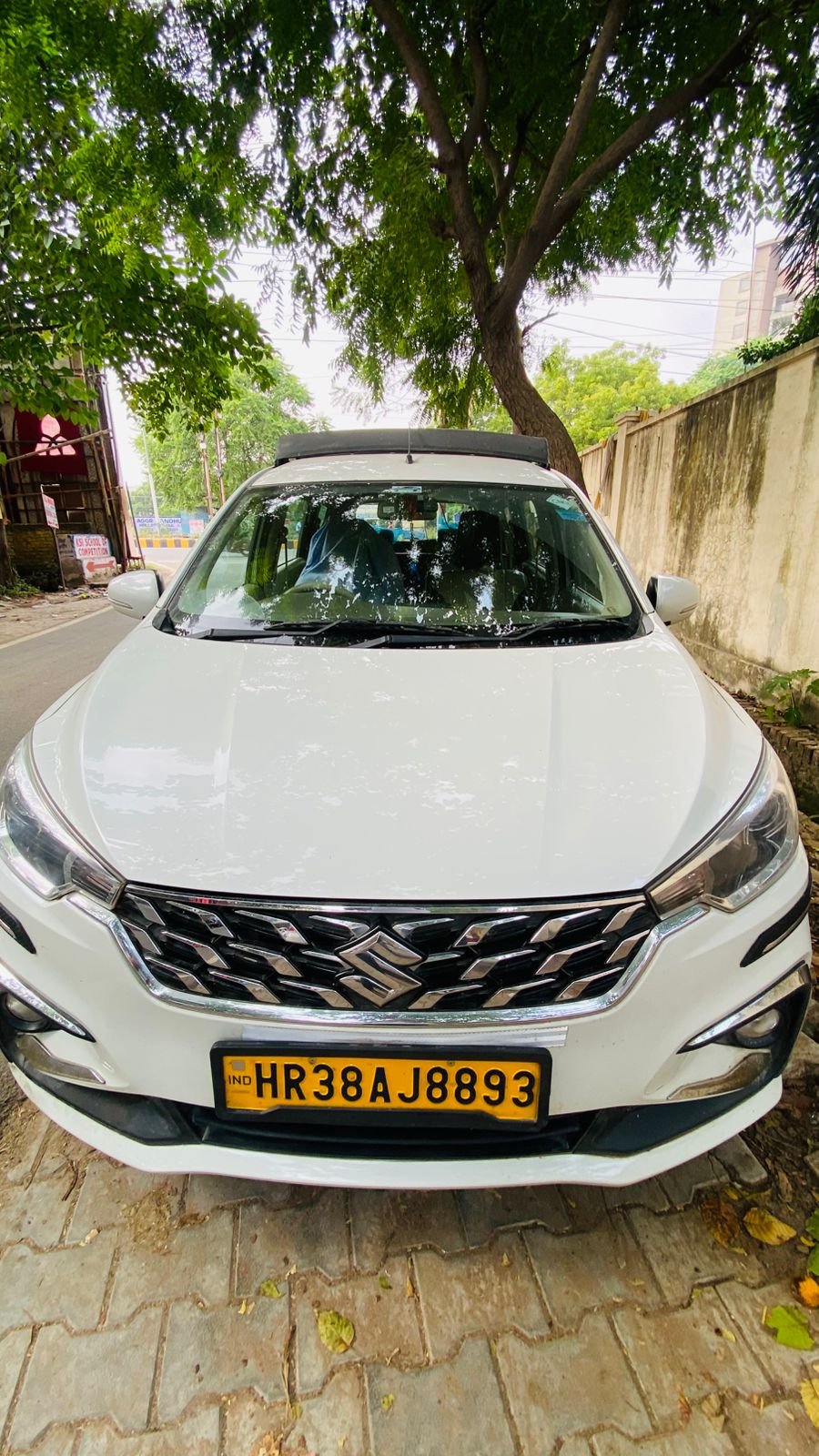 WhatsApp Image 2025-12-04 at 16.07.19_e40335c6.jpg - Supreme Car Rental